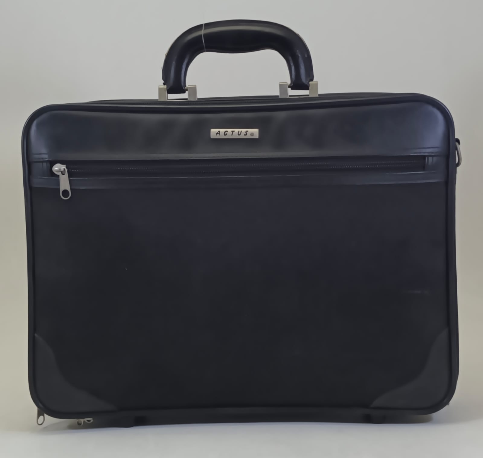 Black Actus Office Travelling Bag