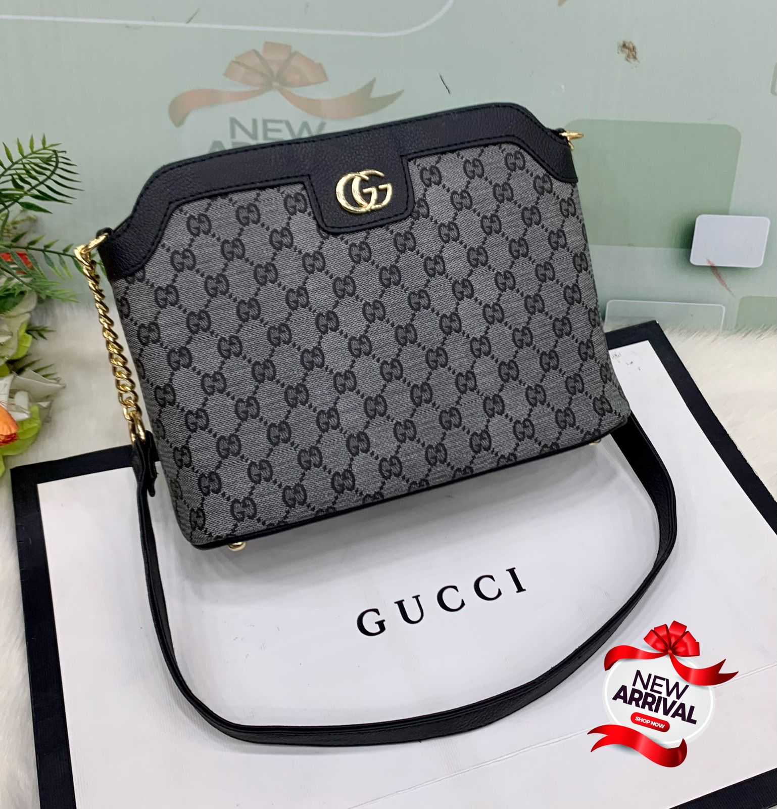 Gucci side cross body 