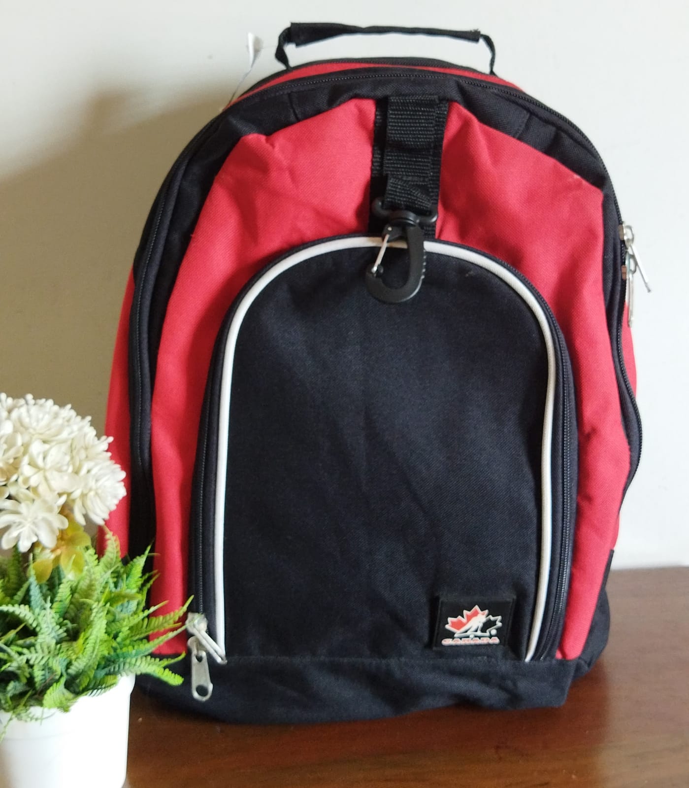 Canada red School Bag