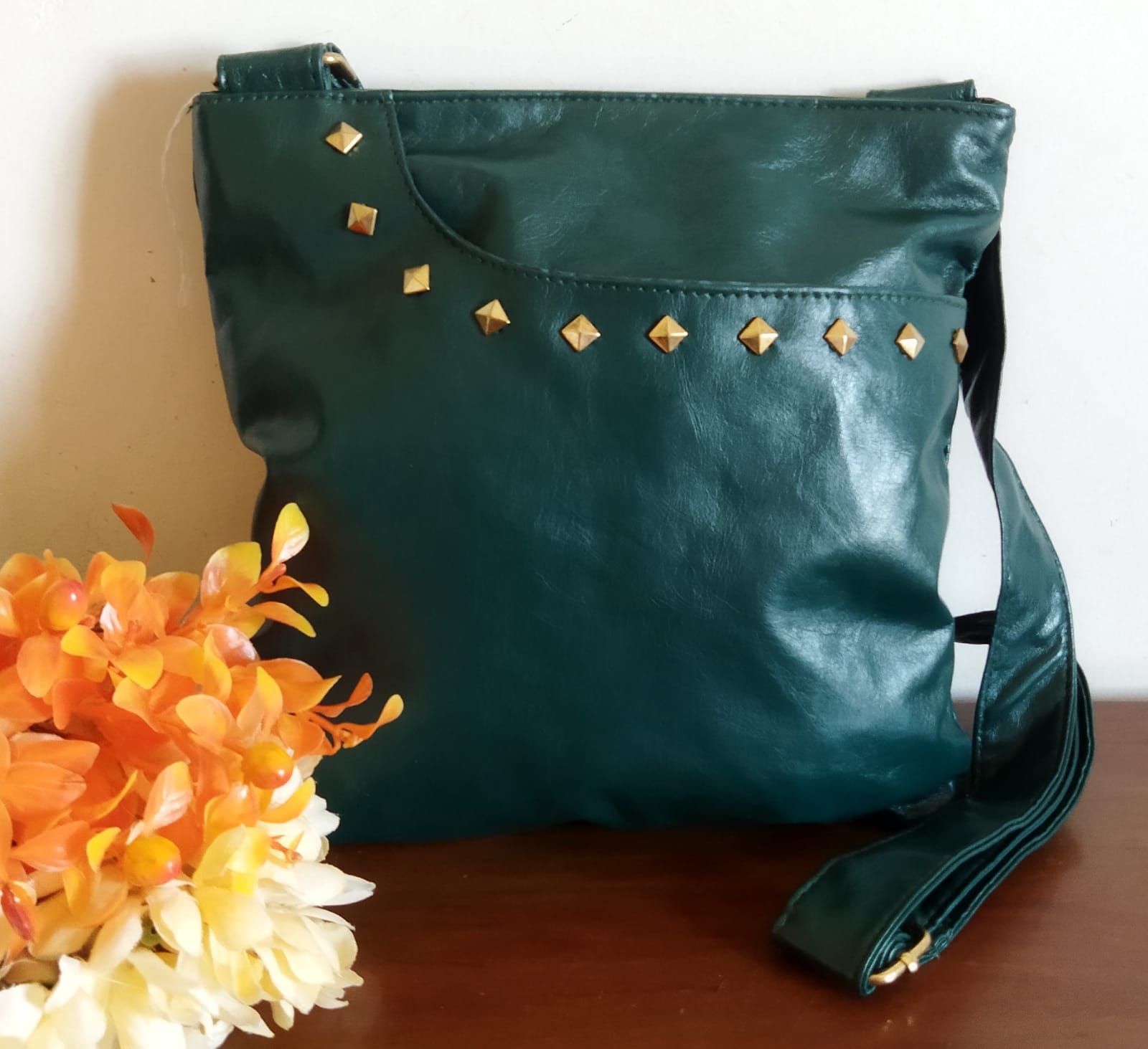 Green studs Crossbody