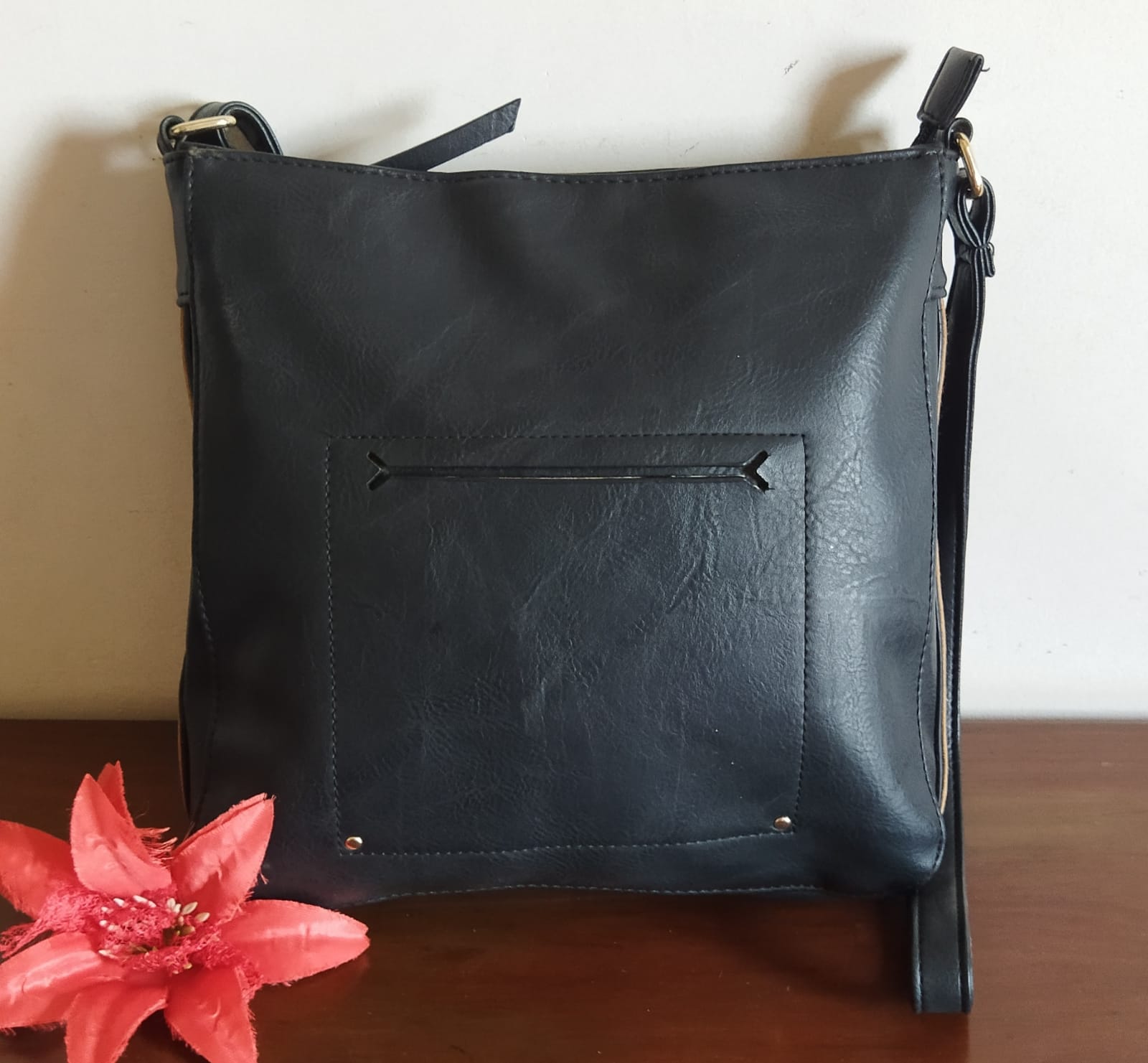 Black Crossbody