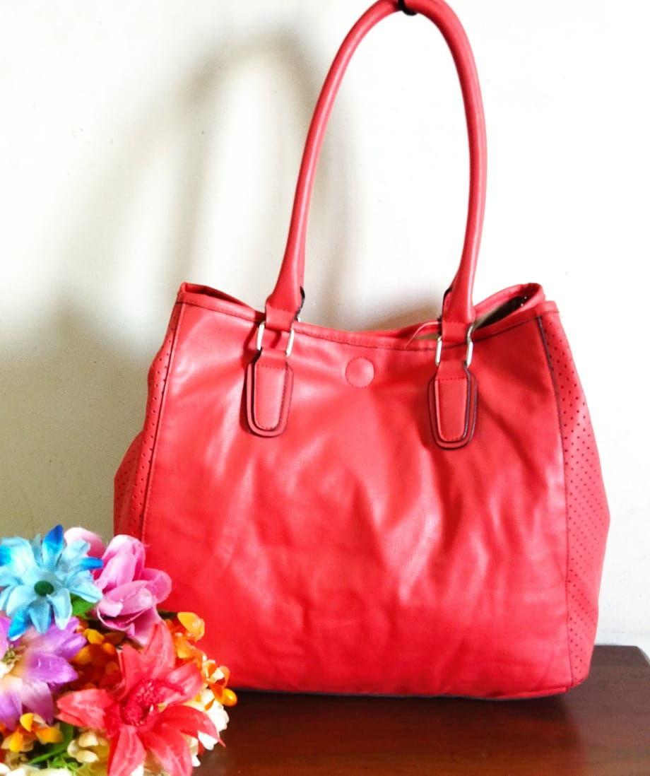 Red hand Hand bag
