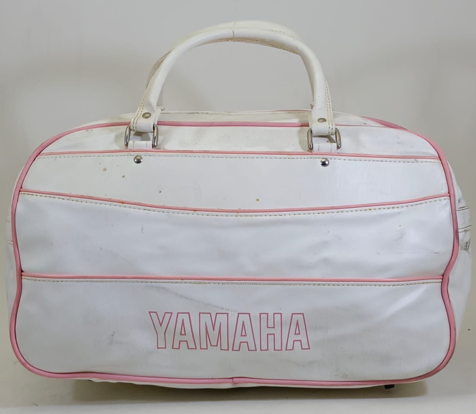 White Yamaha Travelling Bag