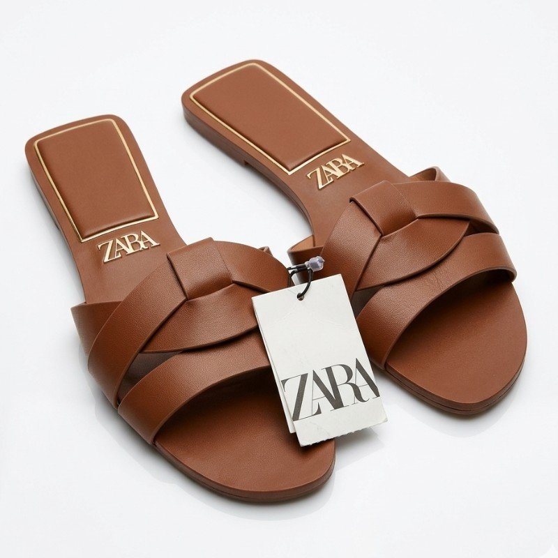 Brand New Zara Brown Slippers / Slides (Size 42)