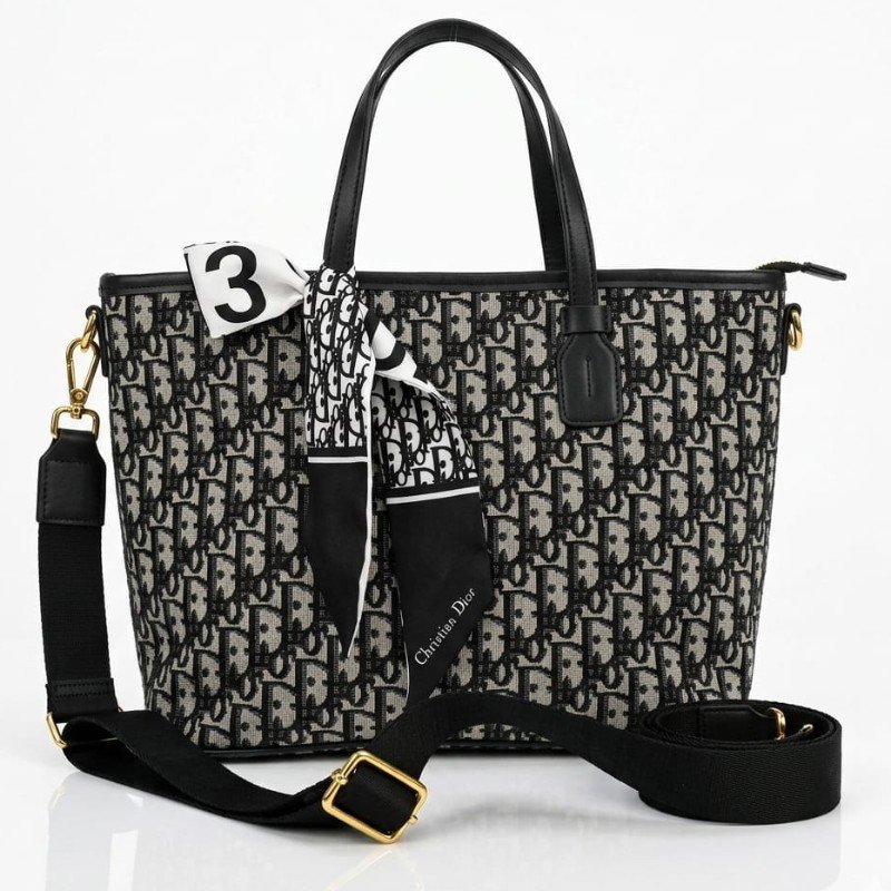 Black and white canvas Christian dior tote bag
