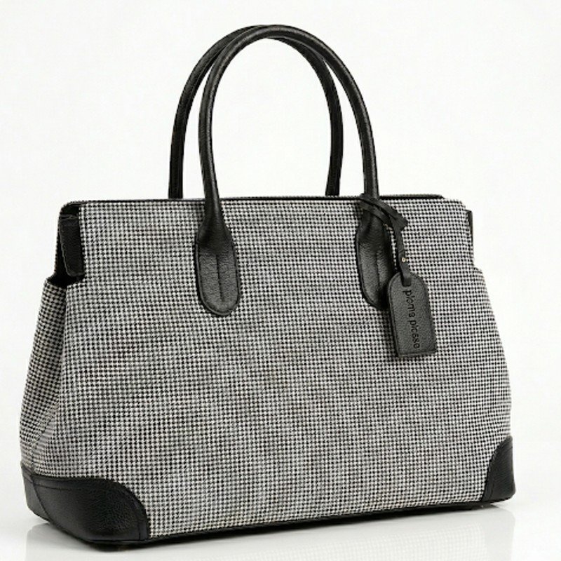 Black and white beautiful Handbag