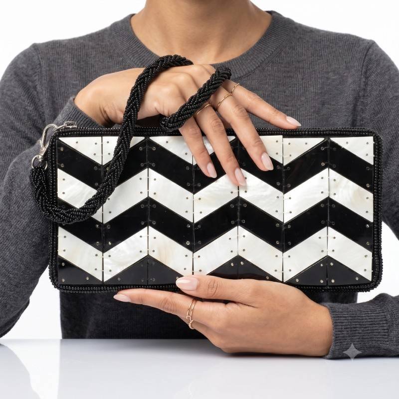 Hand made beaded clutch - view 2