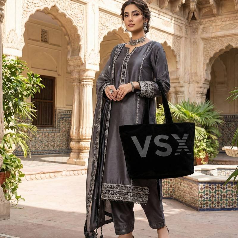 Victoria's secret coaded Branded Tote Bag - view 2