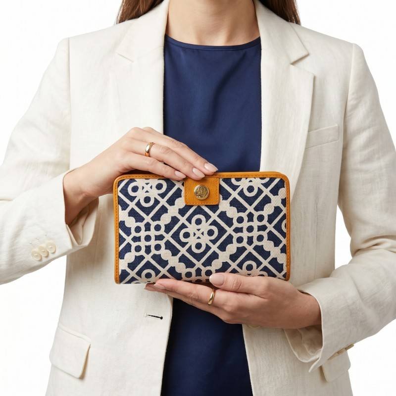 Spartina 449 Sailor's Watch Snap Wallet - view 2