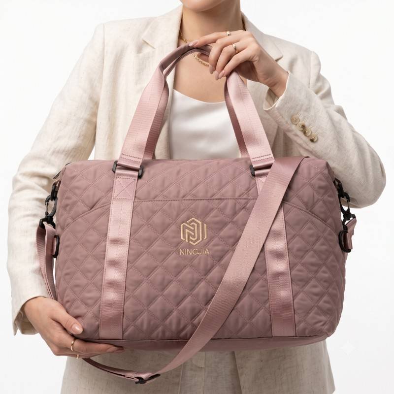 Ningjia quilted travel duffel bag - view 2