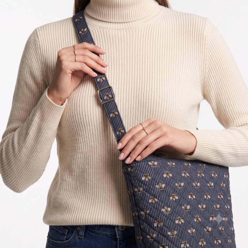 Vera Bradley beautiful honey bee printed Crossbody - view 2