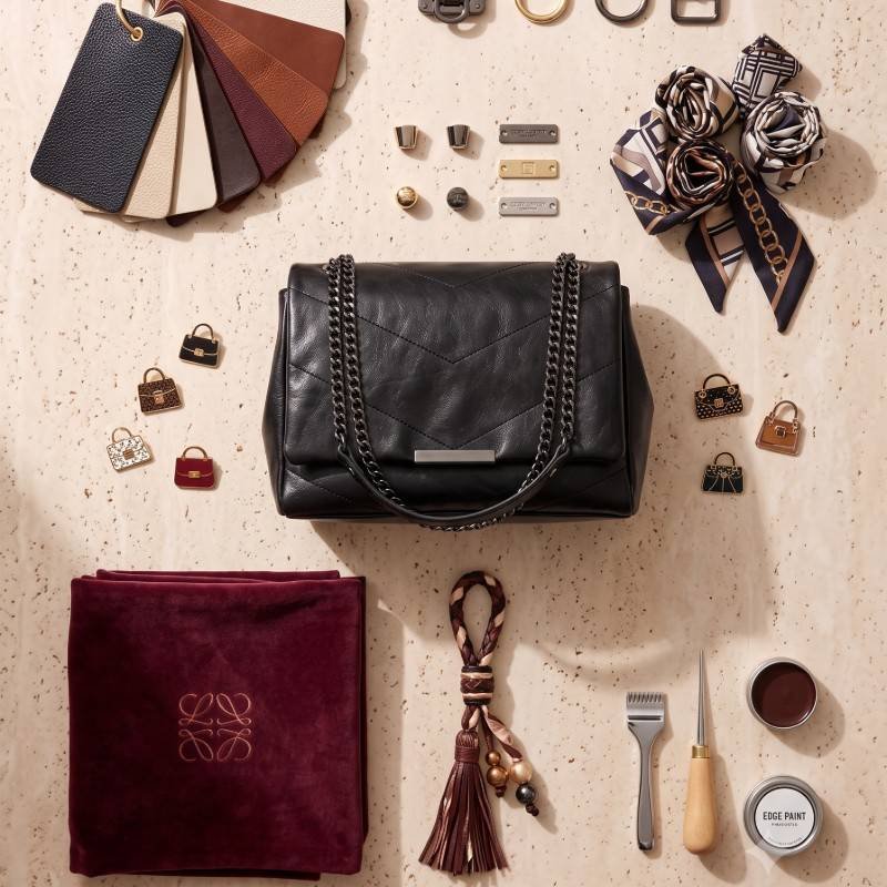 Beautiful black leather hand carry - view 2