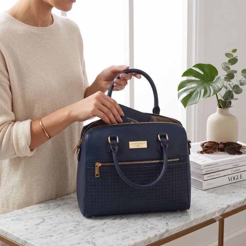 Eternal blue leather hand bag - view 2